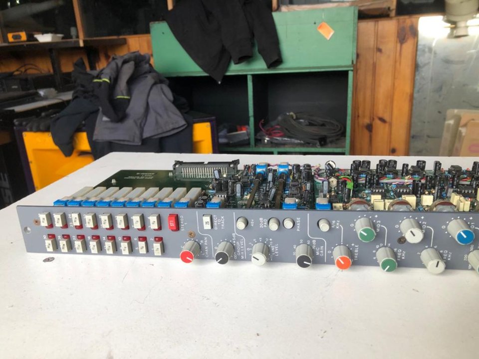 RAINDRIK Symphony LN1 Channel Strip de segunda mano · Foto 1 de 5 · Madrid · 400 €