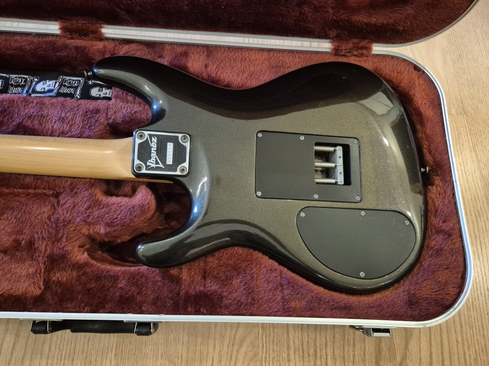 Ibanez JS1000 Team J Craft de segunda mano · Foto 6 de 8 · A Coruña · 1500 €