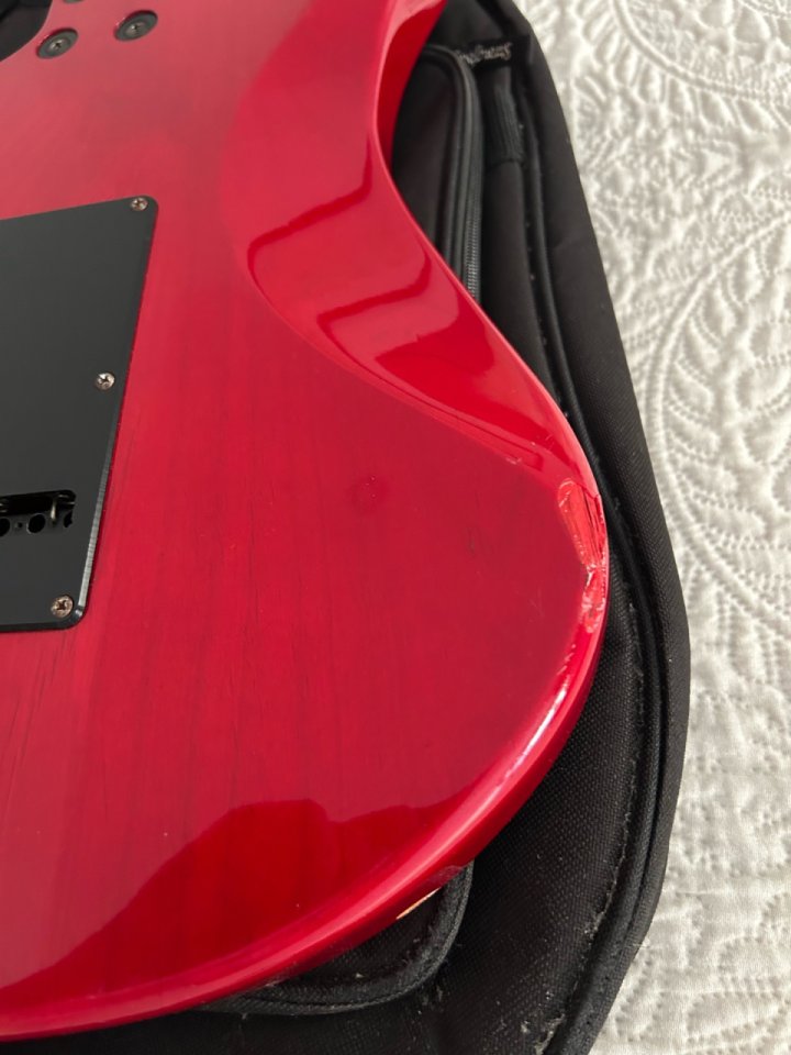 Yamaha RGX 620z transluced red de segunda mano · Foto 9 de 9 · Madrid · 300 €
