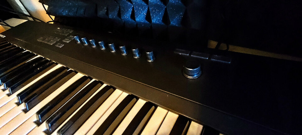 Native instruments komplete A61 de segunda mano · Foto 4 de 4 · Lleida · 100 €