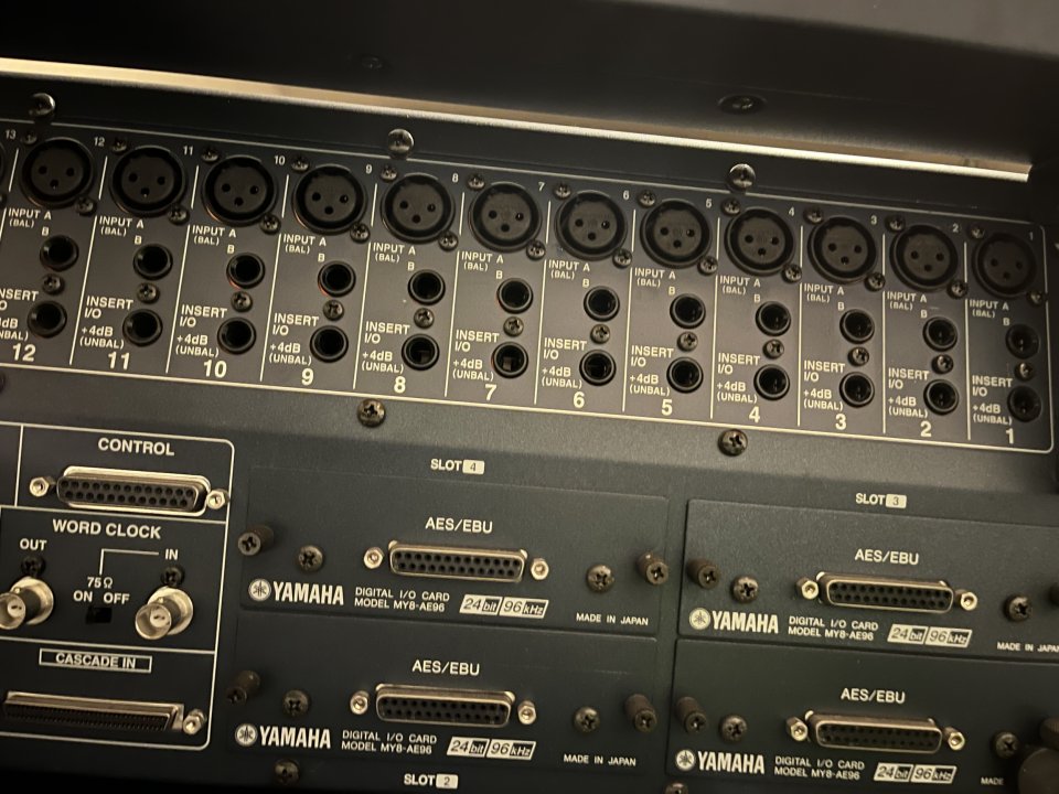 Yamaha MY8-AE96. AES EBU