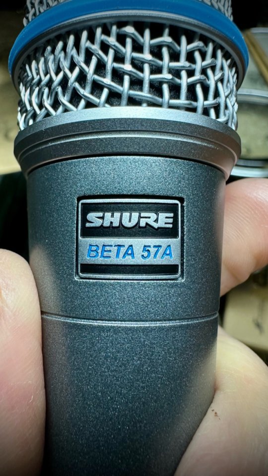 SHURE Beta 57A