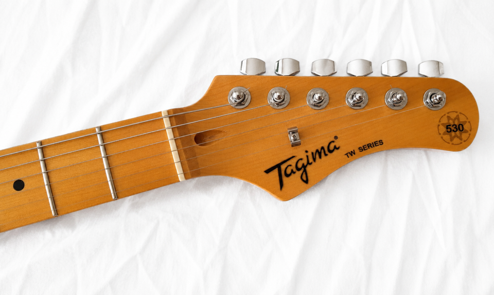Guitarra Tagima TG-530 de segunda mano · Foto 4 de 9 · Madrid · 140 €