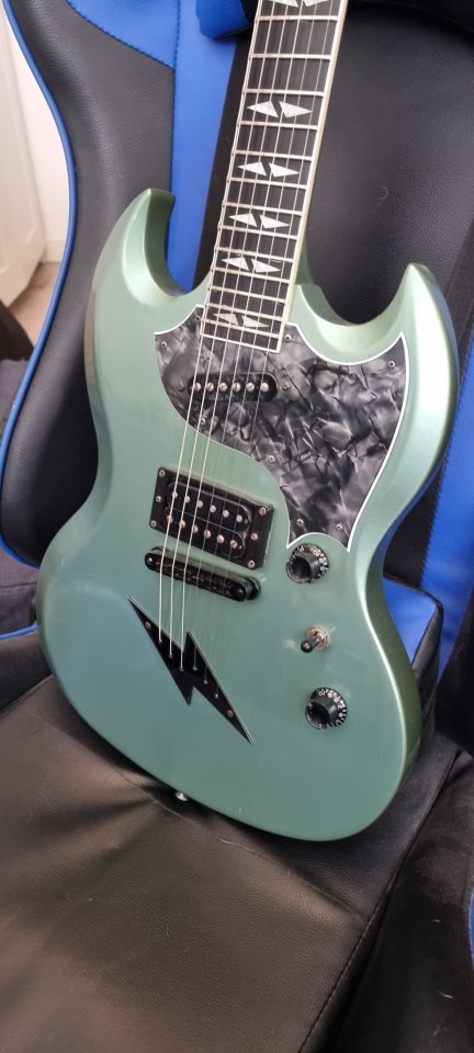 Gibson SG Z 1998 de segunda mano · Foto 2 de 9 · Madrid · 1550 €