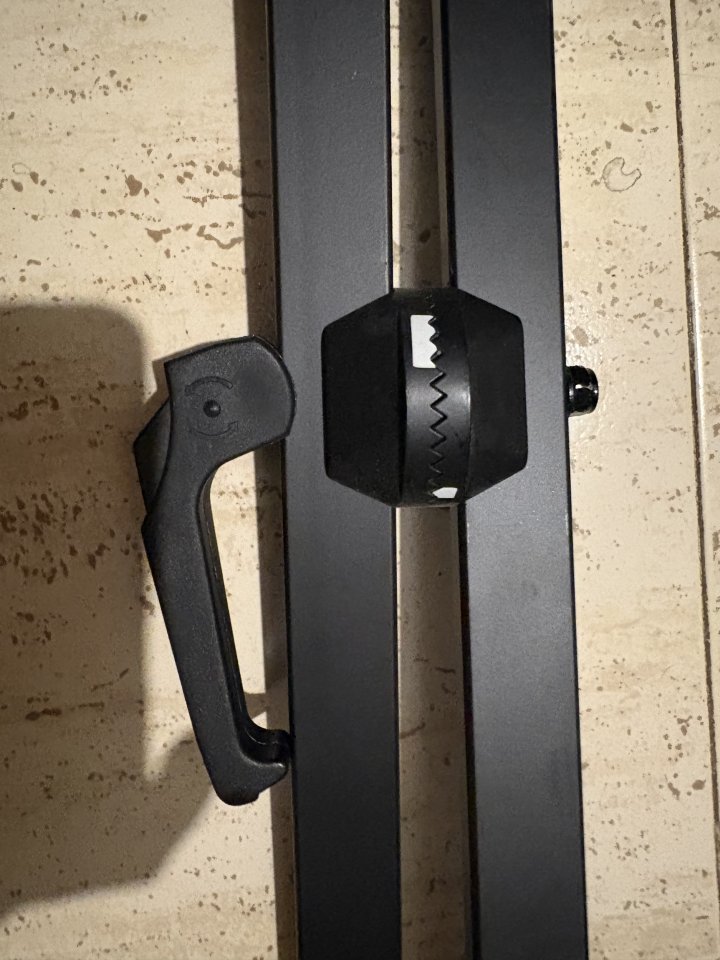 Soporte Ampli BOSS BAS-1 de segunda mano · Foto 3 de 3 · Ciudad Real · 50 €