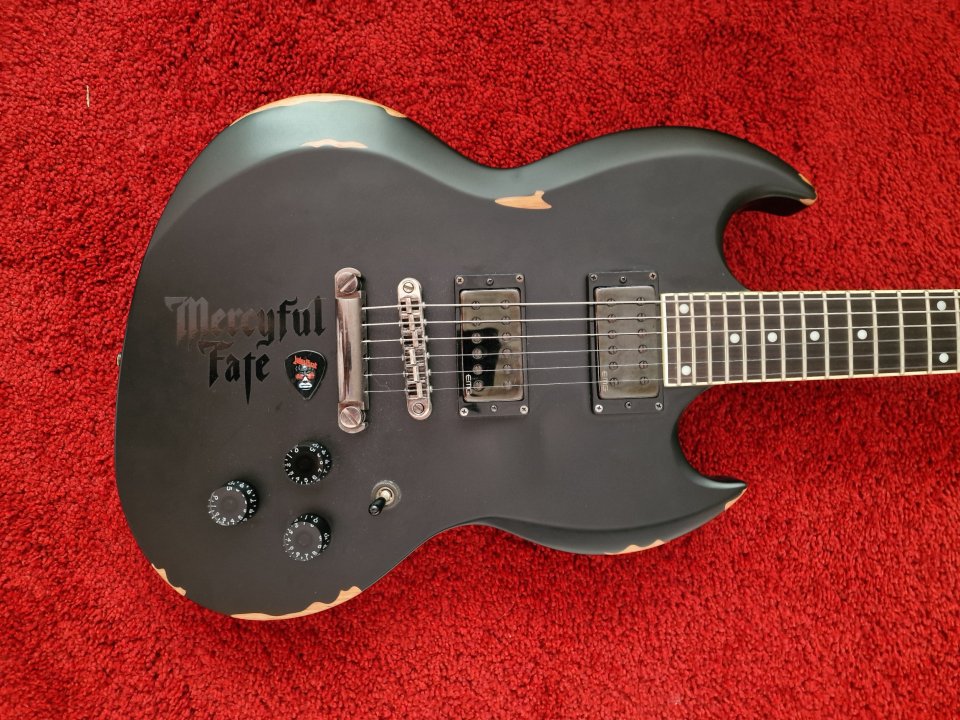 Ltd Lars Frederiksen