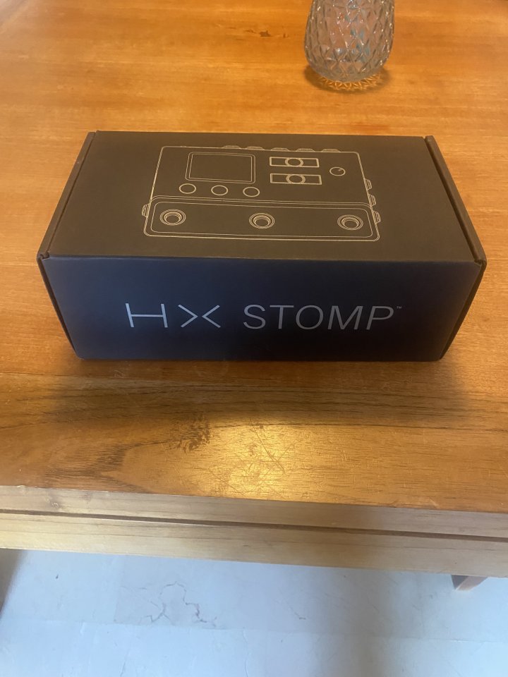 Pedal HX Stomp Edición Limitada Rojo de segunda mano · Foto 5 de 6 · Alicante · 400 €