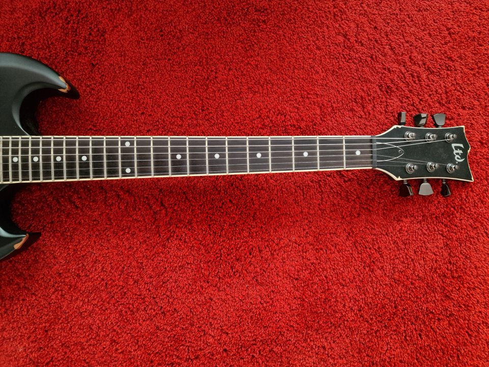 Ltd Lars Frederiksen