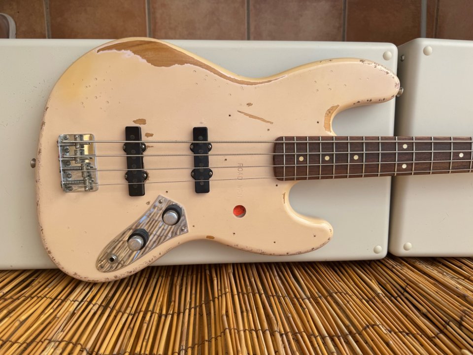 [Reservado] Fender Flea Sig Bass RDWRN SHP