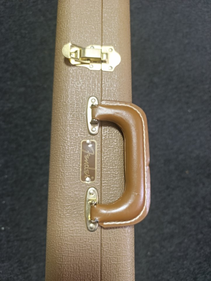 Estuche Guitarra Fender G&G de segunda mano · Foto 5 de 6 · Madrid · 160 €