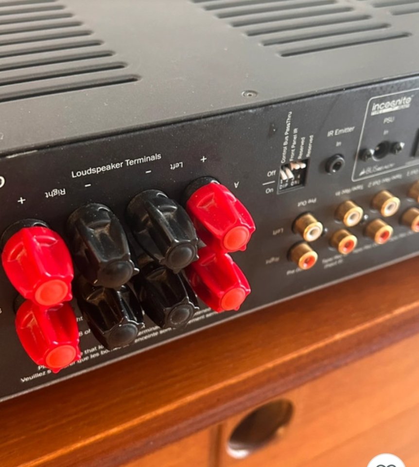 Amplificador Cambridge Azur 740a de segunda mano · Foto 2 de 7 · Madrid · 350 €