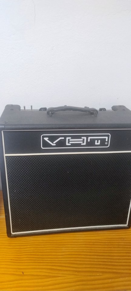 Vht special 6 ultra combo de segunda mano · Foto 2 de 2 · Sevilla · 280 €