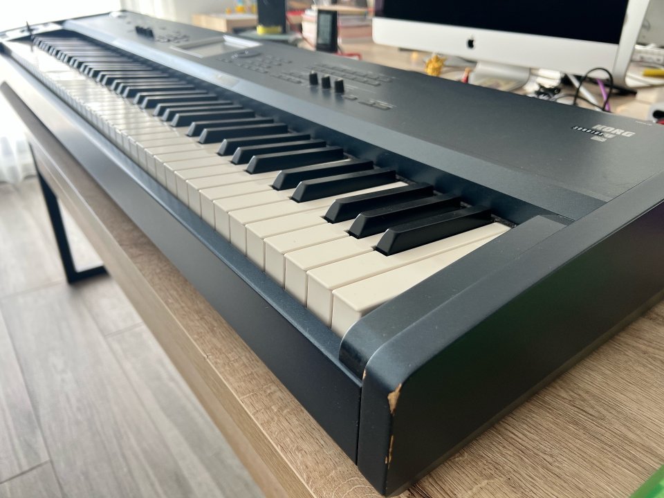 Korg Triton Extreme 88 tope de gama (MOSS + RAM 96MB)