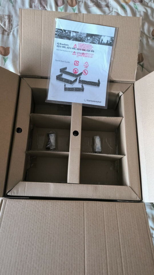 También cambio. Turbosound IQ 10-WB