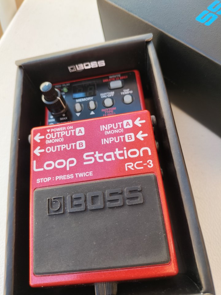Boss RC-3 Loop Station