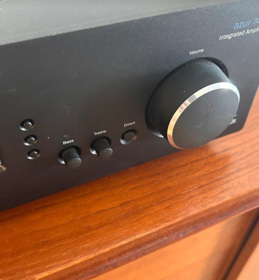 Amplificador Cambridge Azur 740a de segunda mano · Foto 4 de 7 · Madrid · 350 €