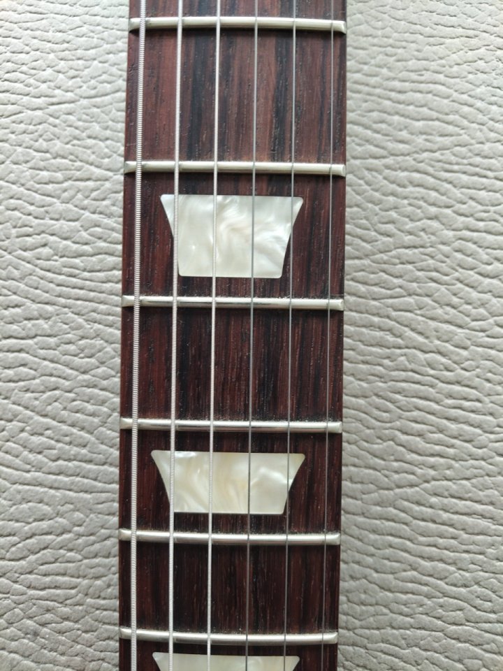 Gibson Les Paul Signature Honeyburst Ice Satin de segunda mano · Foto 3 de 9 · Pontevedra · 1150 €