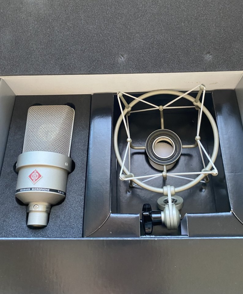 Microfono Neumann TLM 103