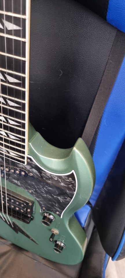 Gibson SG Z 1998 de segunda mano · Foto 3 de 9 · Madrid · 1550 €