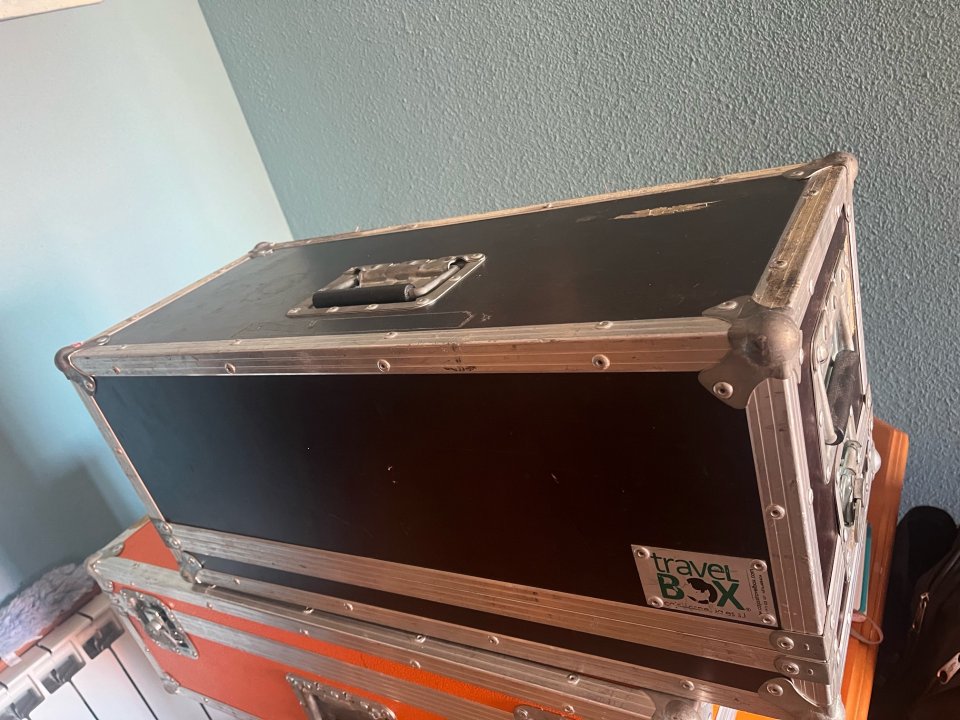 Flightcase cabezal de segunda mano · Foto 1 de 7 · Madrid · 50 €
