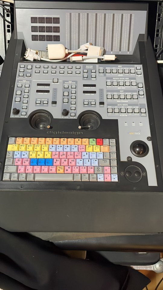 Controladora Digidesign Procontrol y sistema de grabación Protools oferta de cuesta de enero 1900€