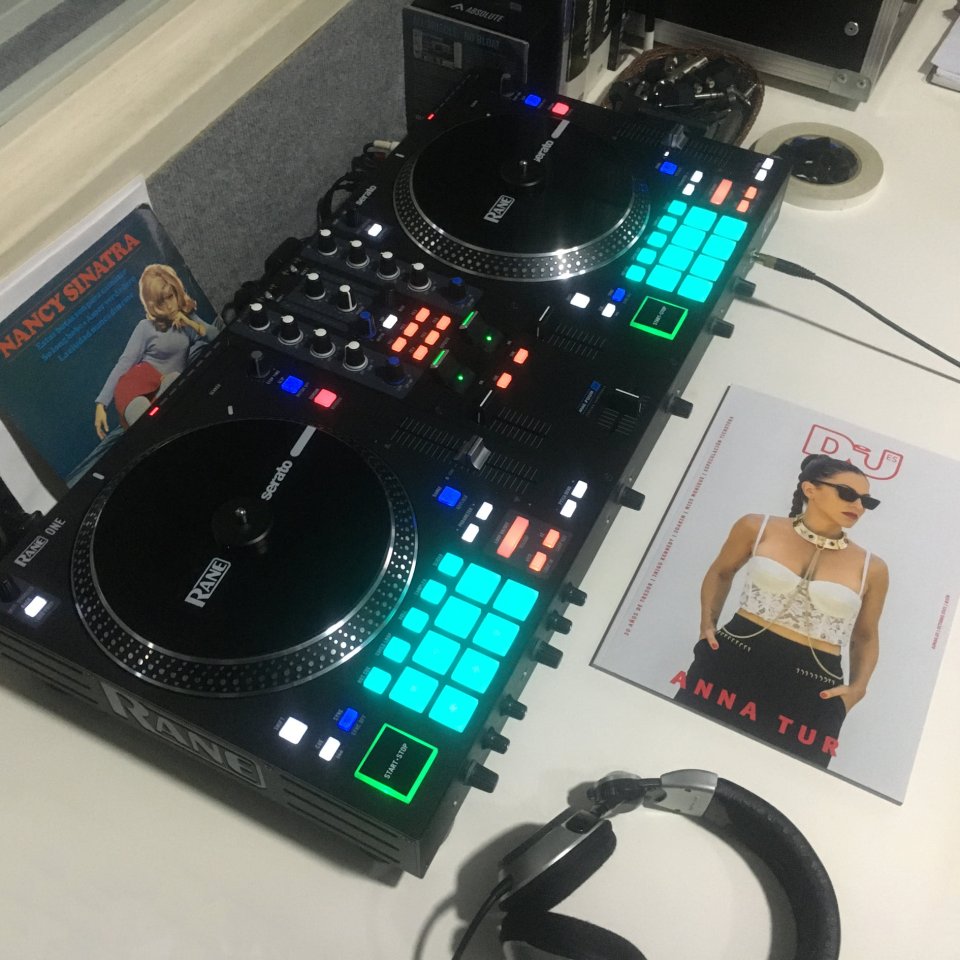 Controladora DJ Rane ONE