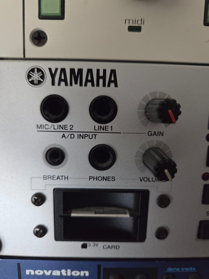 Yamaha CS6R de segunda mano · Foto 2 de 5 · Araba · 900 €