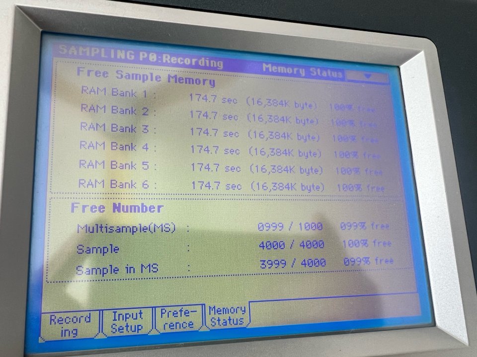 Korg Triton Extreme 88 tope de gama (MOSS + RAM 96MB)