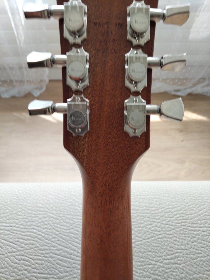 Gibson Les Paul Signature Honeyburst Ice Satin de segunda mano · Foto 7 de 9 · Pontevedra · 1150 €