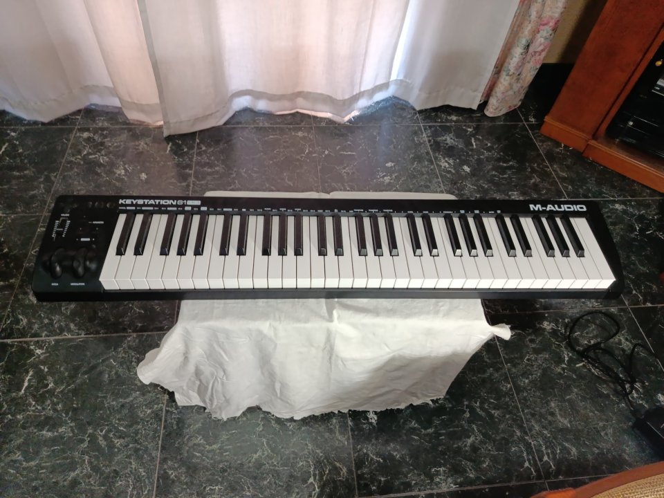 Teclado M-AUDIO 61 KEYSTATION -- Envio Incluido -- de segunda mano · Foto 1 de 4 · Jaén · 100 €