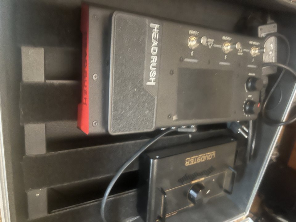 Headrush Mx5+Etapa Hotone+Pedaltrain JR de segunda mano · Foto 1 de 5 · A Coruña