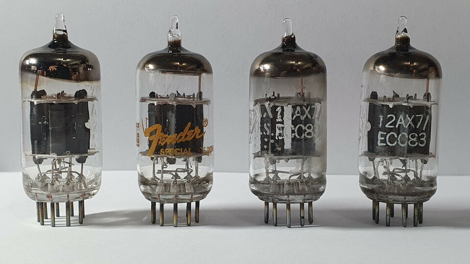 Válvula previo GE 12AX7 NOS Short Plate (ECC83 / 7025) Tubo Hifi