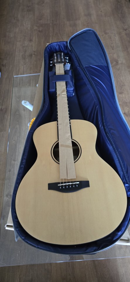 Guitarra Acústica inteligente Poputar