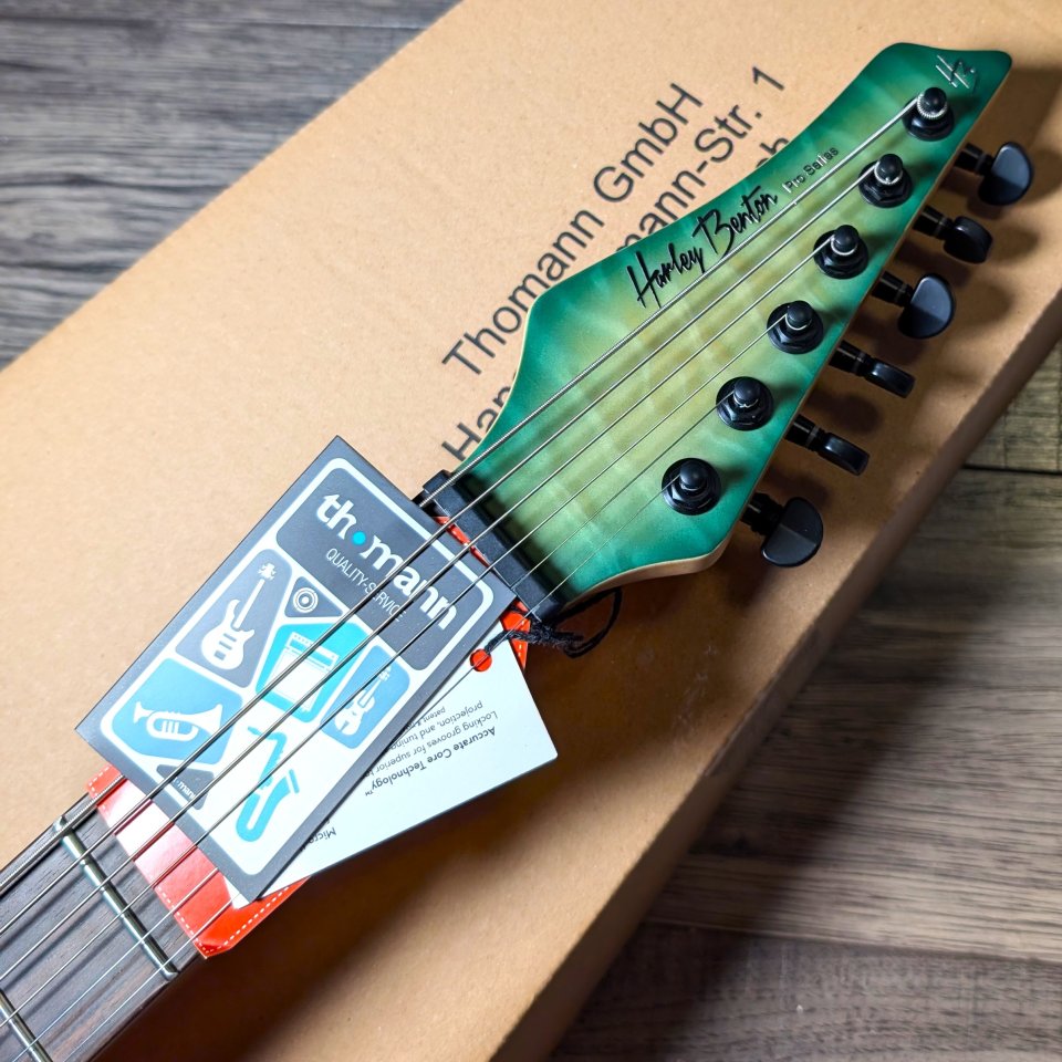 Harley Benton Amarok-BT EGNT Quilted Burst Barítona de segunda mano · Foto 3 de 4 · SC Tenerife · 385 €