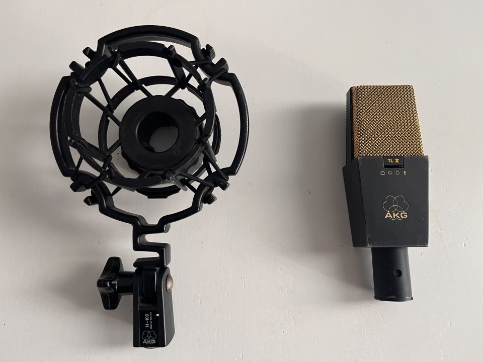 AKG C 414 B-ULS TLII – Micrófono de Condensador de segunda mano · Foto 1 de 4 · Barcelona · 699 €