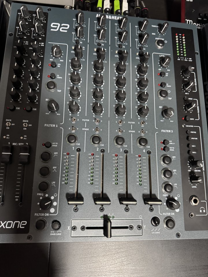 Xone 92 mk2, teil2 revolo, Boss dd7