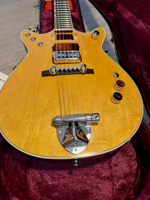 Gretsch Malcolm Young Signature NUEVA SIN USO de segunda mano · Foto 4 de 5 · Pontevedra · 2490 €