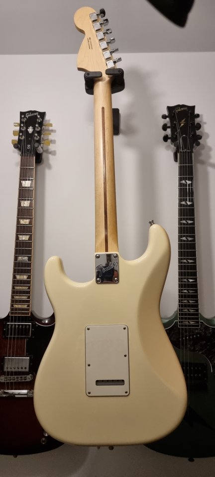 Fender Stratocaster American Performer de segunda mano · Foto 5 de 5 · Madrid · 1150 €