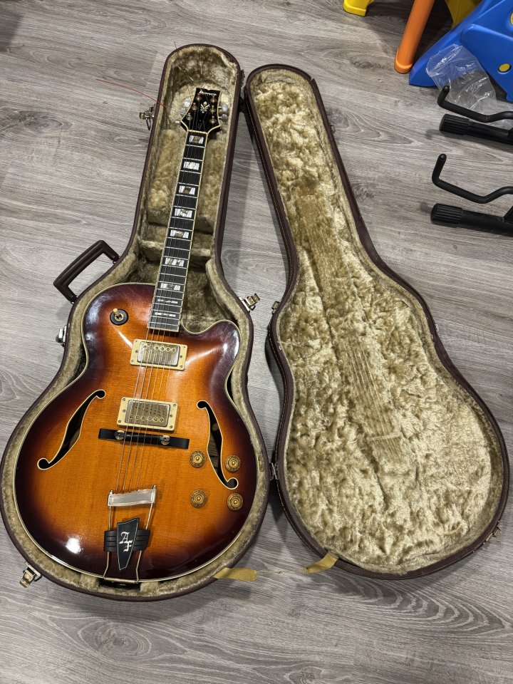 Ibanez Af 200 AV japonesa de segunda mano · Foto 5 de 10 · Valladolid