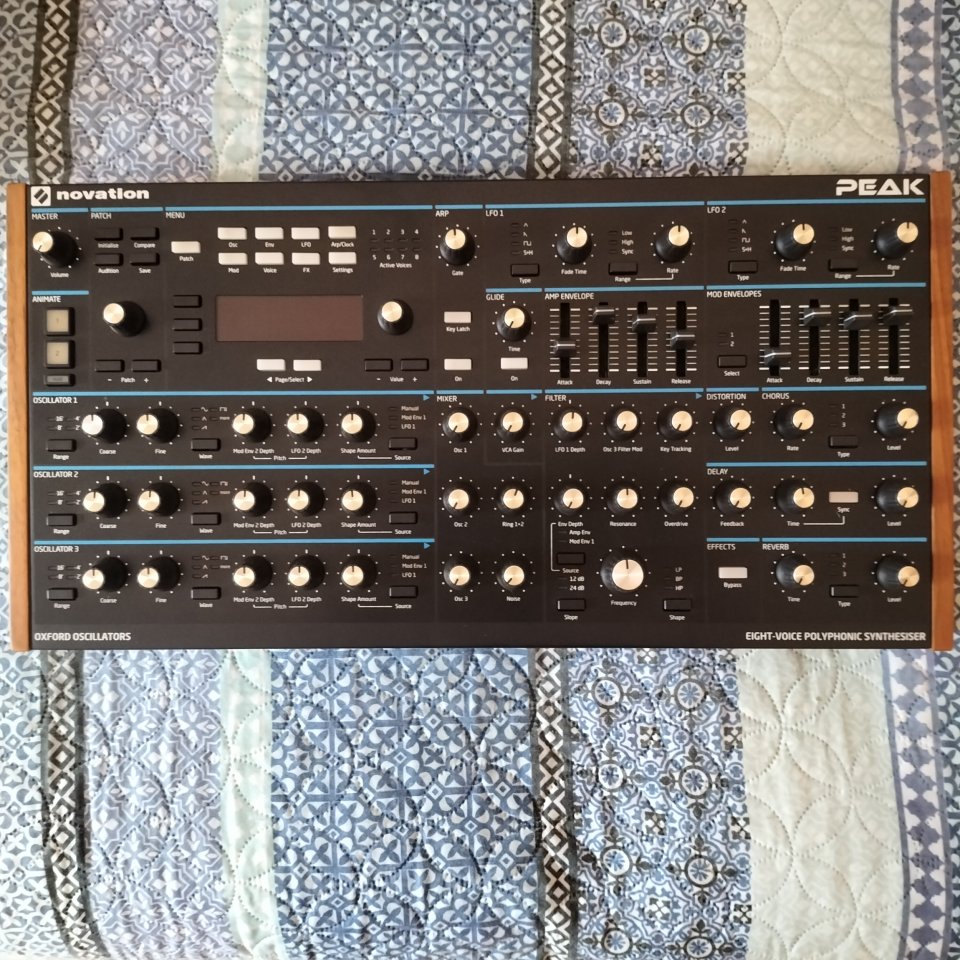 Novation Peak de segunda mano · Foto 1 de 5 · Asturias · 990 €