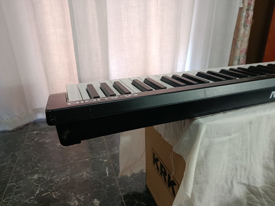 Teclado M-AUDIO 61 KEYSTATION -- Envio Incluido -- de segunda mano · Foto 4 de 4 · Jaén · 100 €