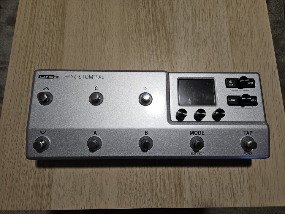 LINE 6 HX Stomp XL Silver de segunda mano · Foto 2 de 8 · Pontevedra · 515 €