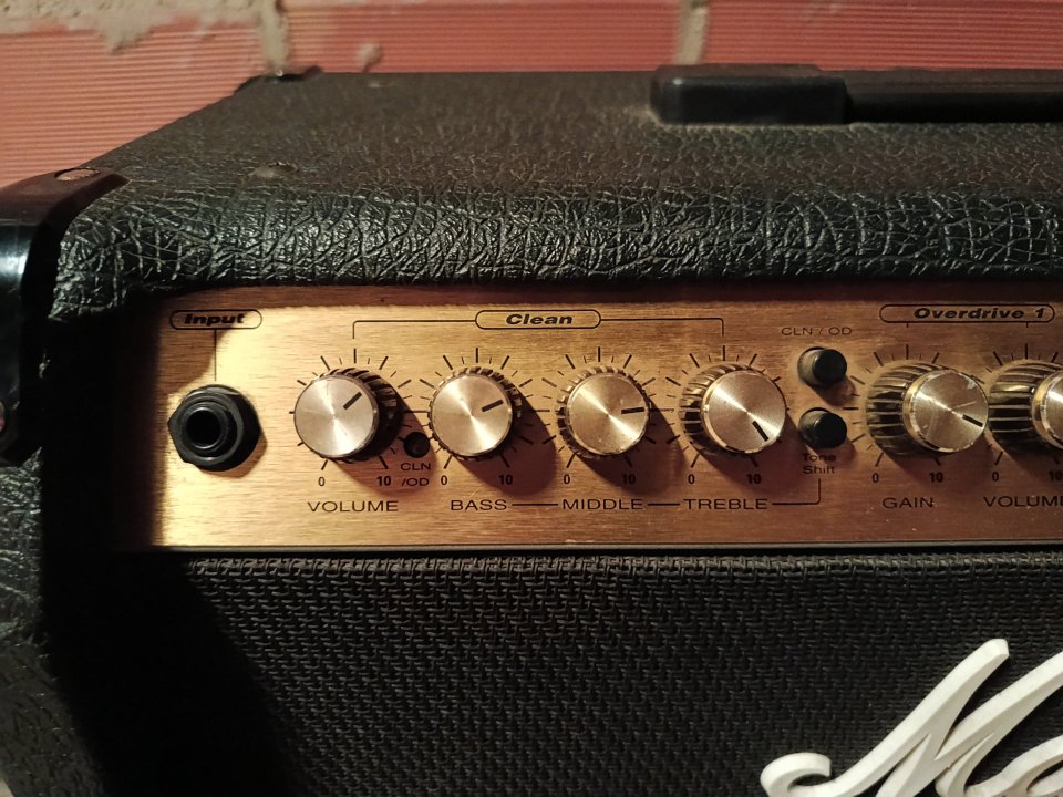 Marshall valvestate 100 de segunda mano · Foto 9 de 10 · Palencia · 300 €