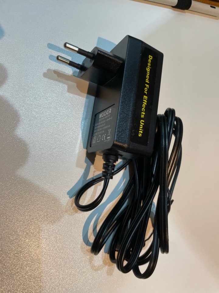 Mooer Green Mile + Mooer Adaptador