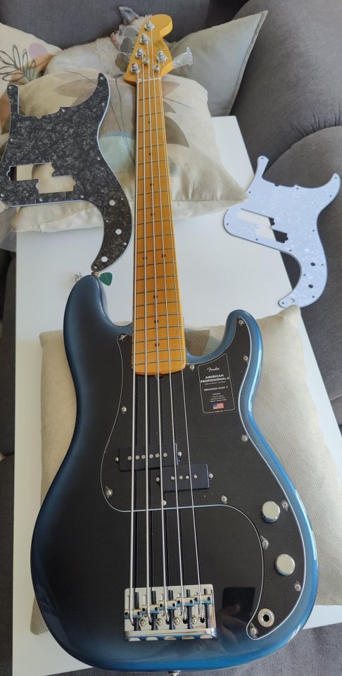 Fender AM Pro II P Bass V MN DK NIT de segunda mano · Foto 5 de 6 · Málaga · 2000 €