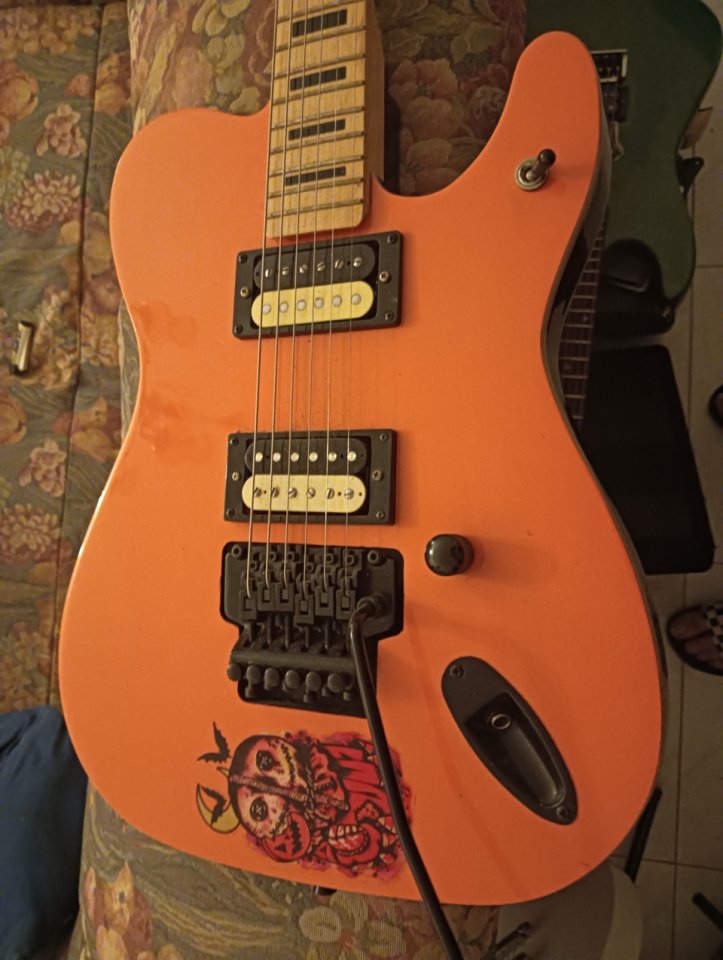 Telecaster Kononykeen de segunda mano · Foto 1 de 10 · León