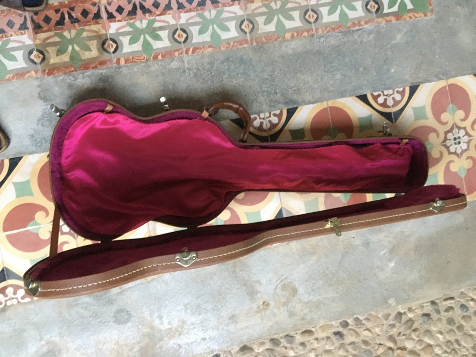 cambio SG de 2001 por Epiphone Casino Elitist