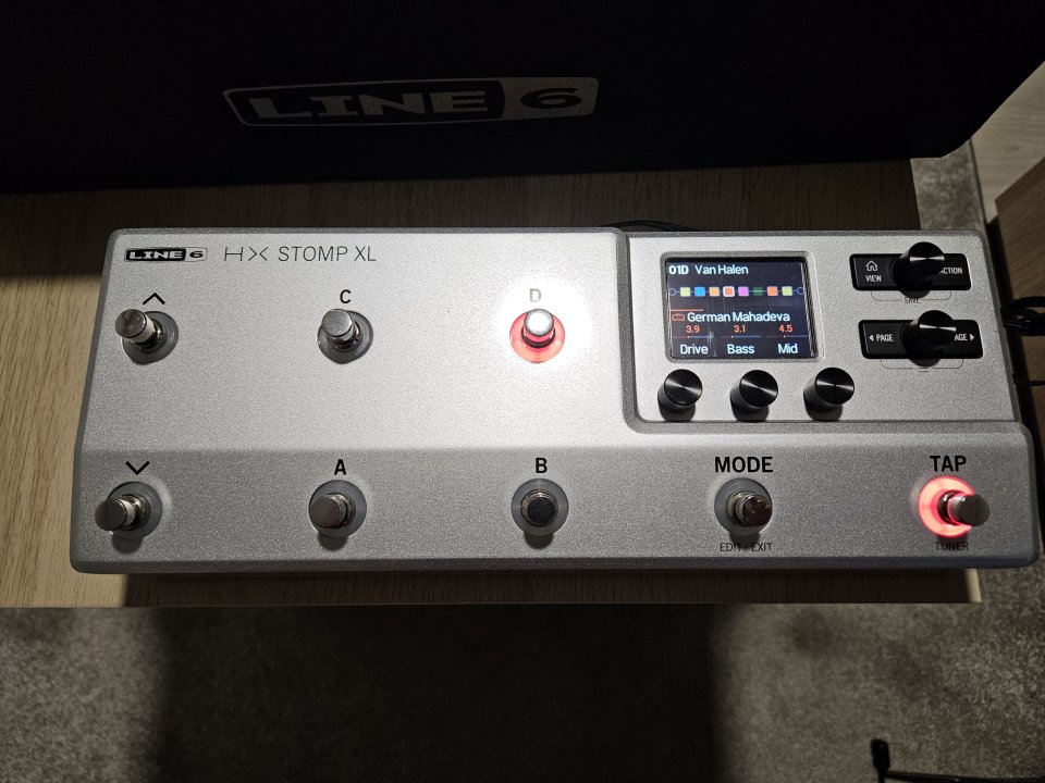 LINE 6 HX Stomp XL Silver de segunda mano · Foto 6 de 8 · Pontevedra · 515 €