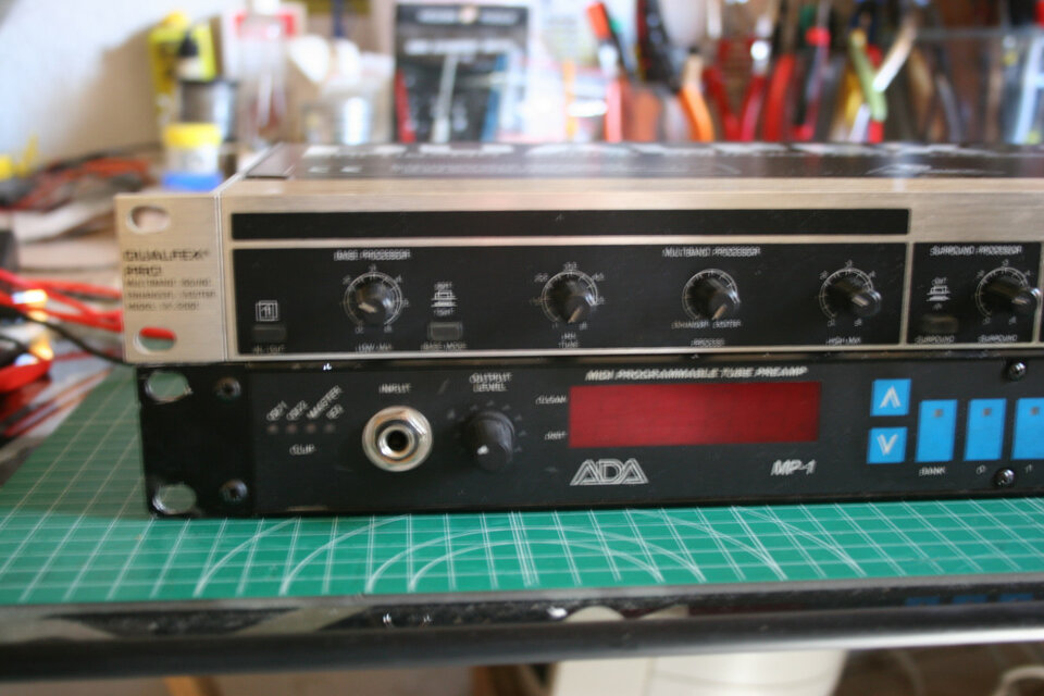 Behringer Dual Flex Pro EX2200