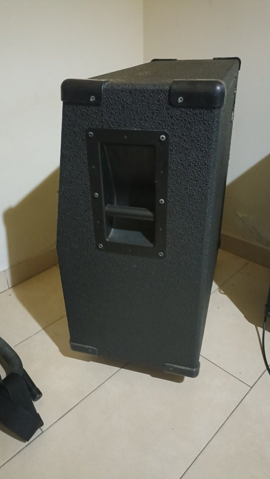 Pantalla Laney 4x12 Vintage 30